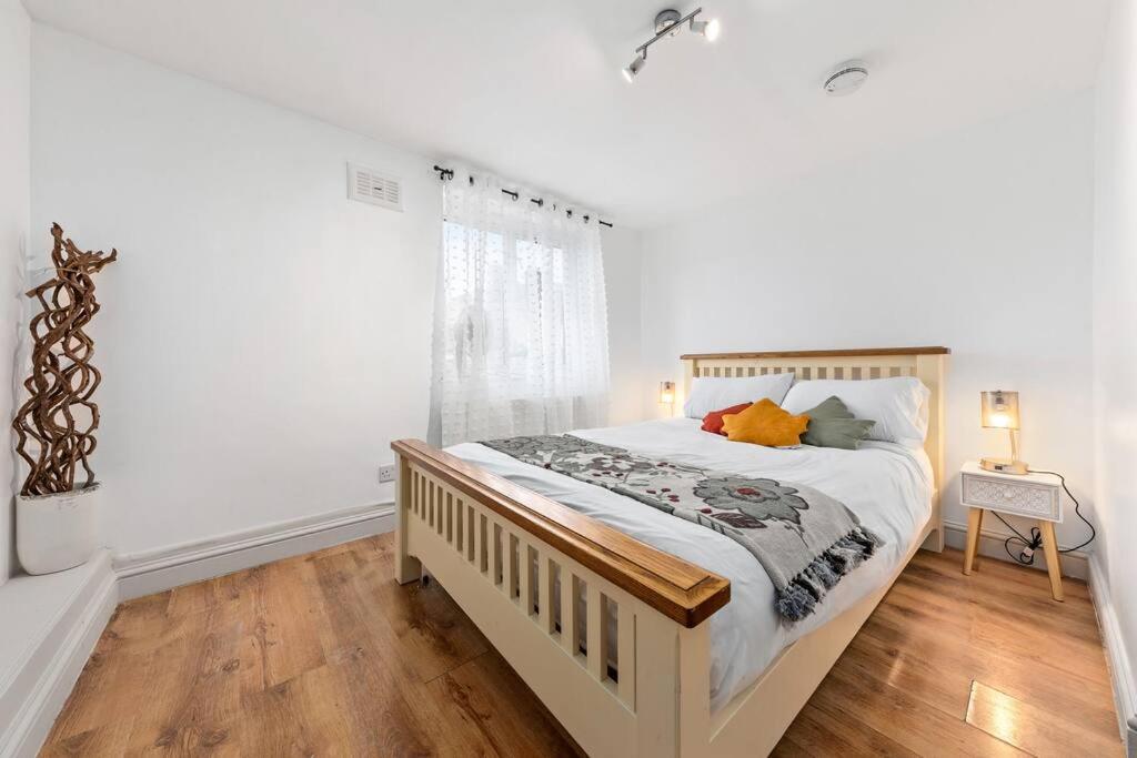 Apartamento 1Br Modern Flat On Edgware Rd Ed3 Londres Exterior foto